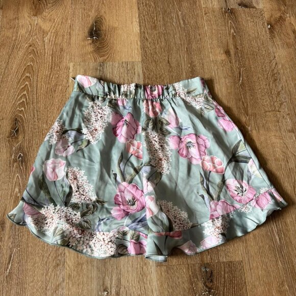 Show Me Your Mumu Green & Pink Floral Ruffle Shorts Size XS - Picture 2 of 3
